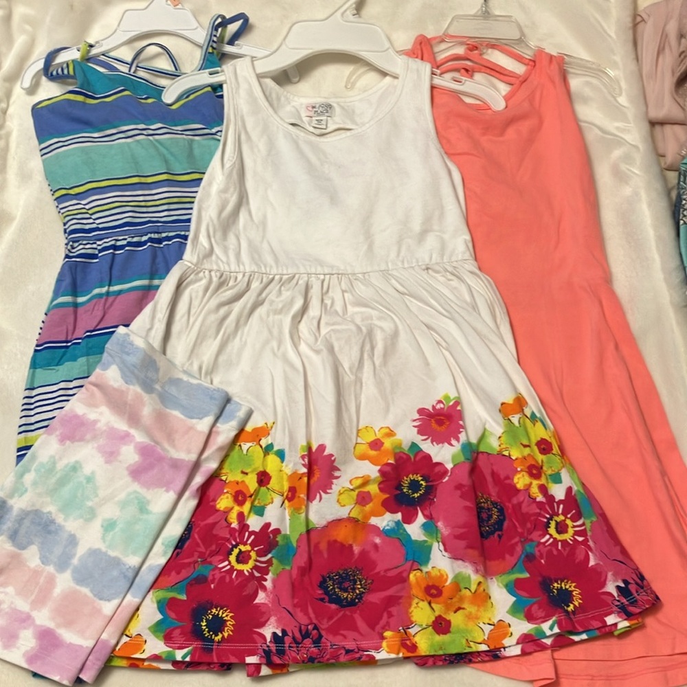 EUC 3 for 1 children’s place Girls 7/8 skater dresses white floral, coral, blue